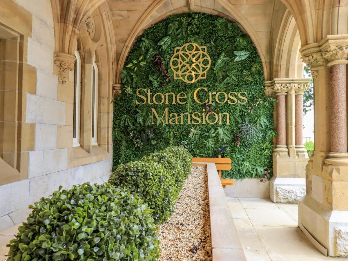 The Violet Suite Stone Cross Mansion อัลเวอร์สตัน ภายนอก รูปภาพ